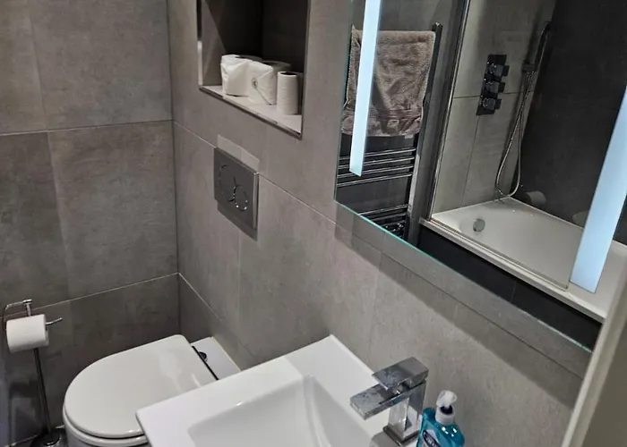 Cosy 1-bed Flat Close To Centre Bristol